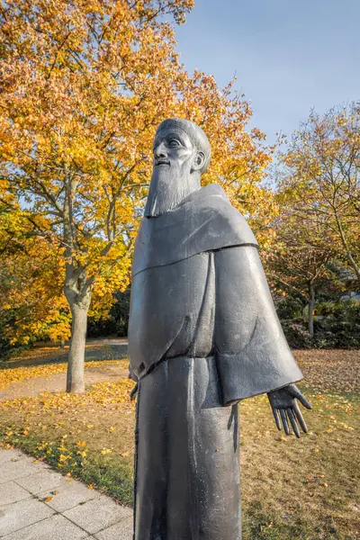 ブダペスト ハンガリー 10月20 2019 Gellert Hillの哲学の庭での聖フランシス像 Nanor Wanner 1997 ハンガリー — ストック写真