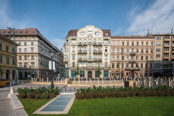 Budapeste Hungria Outubro 2019 Merkantil Bank Jozsef Nador Square Budapeste — Fotografia de Stock