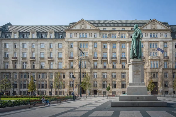 Будапешт Венгрия Октября 2019 Года Венгерское Министерство Финансов Площади Йожефа — стоковое фото