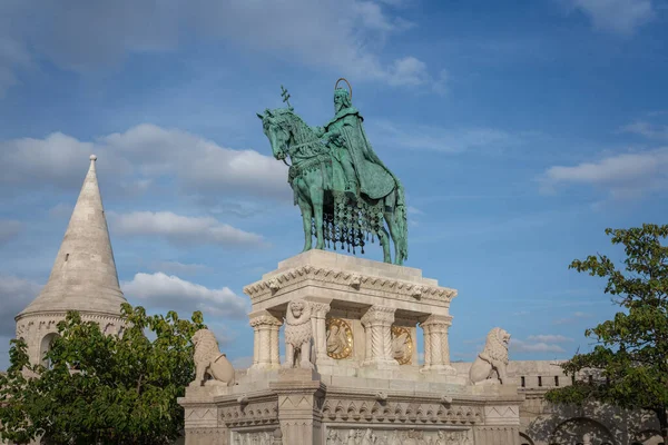 Statue Des Heiligen Stefan Auf Der Fischerbastei Budapest Ungarn — Stockfoto