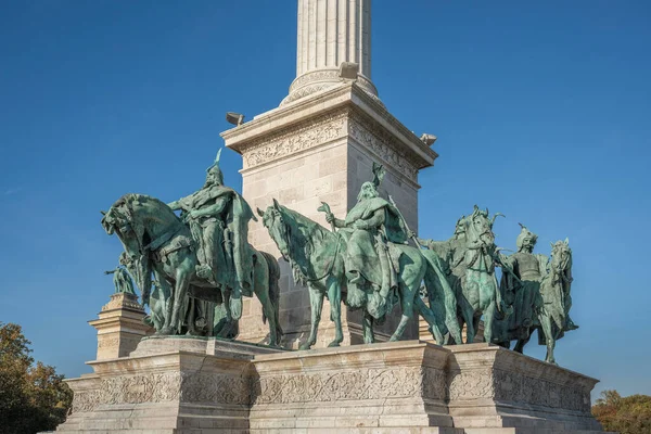 Kahramanlar Meydanı Ndaki Milenyum Anıtı Nda Macar Heykelleri Nin Arpad — Stok fotoğraf