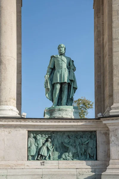 Kossuth Lajos Szobra Millenniumi Emlékműben Hősök Terén Budapest Magyarország — Stock Fotó
