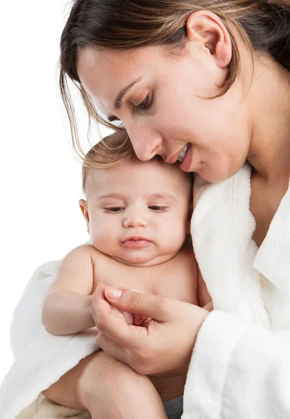 Mãe segurando bebê brincando — Fotografia de Stock