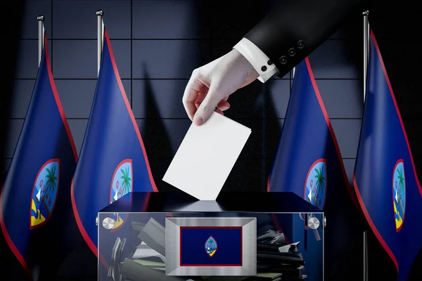 Guam Vlaggen Hand Laten Vallen Stemkaart Een Doos Stemming Verkiezingsconcept — Stockfoto