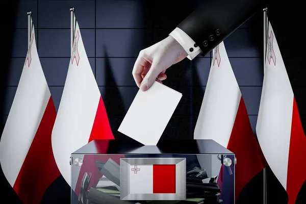 Bandeiras Malta Mão Soltando Cartão Cédula Uma Caixa Votação Conceito — Fotografia de Stock
