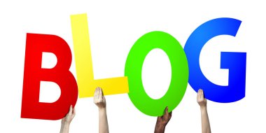 Günlük - renkli harfleri tutan insan elleri