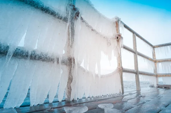 Icicles Hanging Footbridge Frost Winter Concept — 图库照片