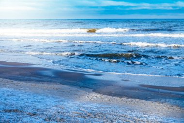 Kışın Baltık Denizi kıyısı, Polonya