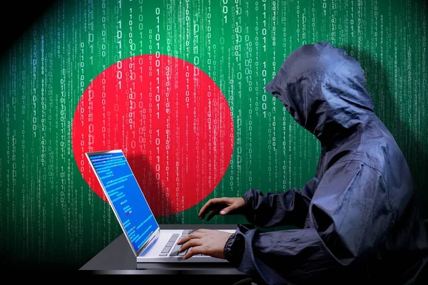 Anónimo Hacker Encapuchado Bandera Bangladesh Código Binario Concepto Ataque Cibernético —  Fotos de Stock