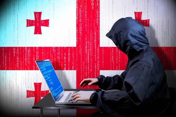Anónimo Hacker Encapuchado Bandera Georgia Código Binario Concepto Ataque Cibernético —  Fotos de Stock