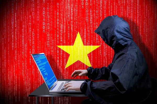 Anónimo Hacker Encapuchado Bandera Vietnam Código Binario Concepto Ataque Cibernético —  Fotos de Stock