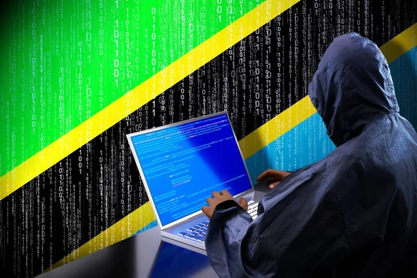 Anónimo Hacker Encapuchado Bandera Tanzania Código Binario Concepto Ataque Cibernético —  Fotos de Stock