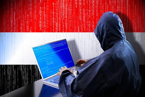 Hacker Com Capuz Anônimo Bandeira Iêmen Código Binário Conceito Ataque — Fotografia de Stock