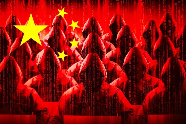 Hackers Con Capucha Anónimos Bandera China Código Binario Concepto Ataque —  Fotos de Stock