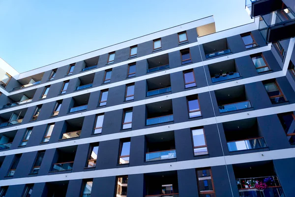 Warschau Polen Juni 2022 Modernes Wohnhaus Mit Balkon Immobilienmarkt Und — Stockfoto