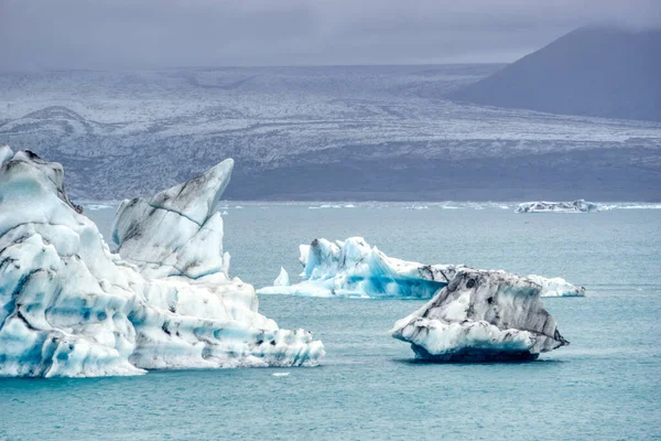 Επιπλέοντα Παγόβουνα Στη Λιμνοθάλασσα Jokulsarlon Στην Ισλανδία — Φωτογραφία Αρχείου