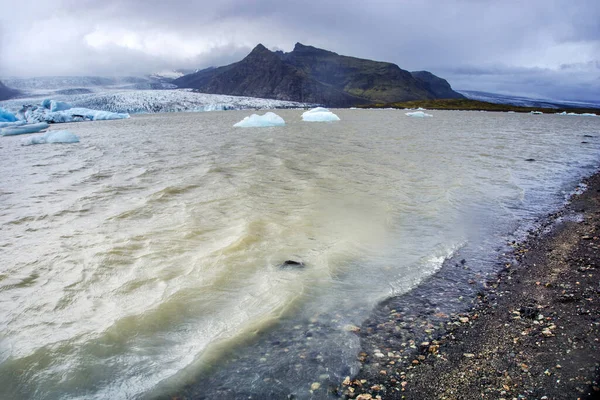 Fjallsarlon Iceberg Lagoon Iceland Glacier Ice Floes Waves Mountains Hdr — Photo
