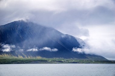 İzlanda 'daki dağlar, Snaefellsnes Yarımadası - HDR fotoğrafı