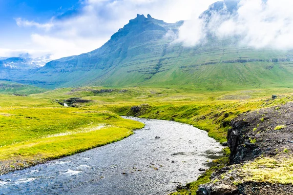 Berge Und Fluss Island Halbinsel Snaefellsnes Hdr Foto — Stockfoto