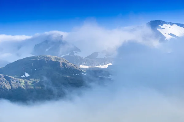 Hegyek Felhők Izlandon Snaefellsnes Félsziget Hdr Fénykép — Stock Fotó