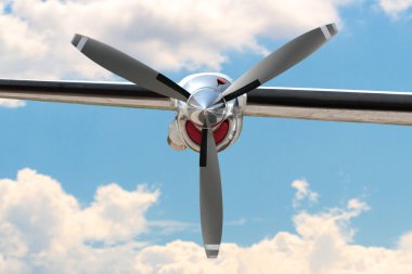 uçak pervane motoru