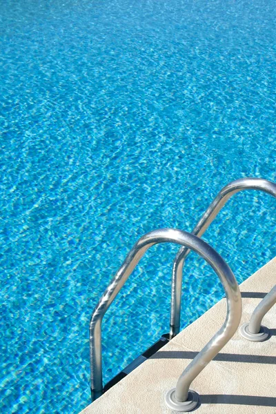 Water pool stairs — Stock Photo, Image