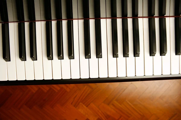 Piano. —  Fotos de Stock