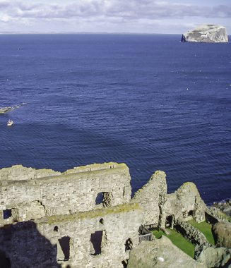 bas firth ileri gelen tantallon castle Rock'da