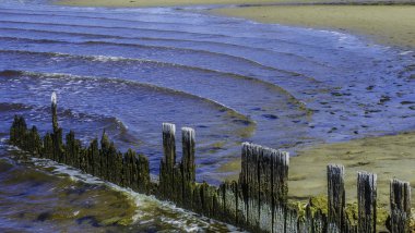 eski jetty kuğu Nehri üzerinde