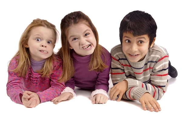 Niños pequeños aislados en blanco —  Fotos de Stock