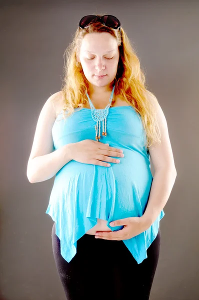 Mujer embarazada. — Foto de Stock