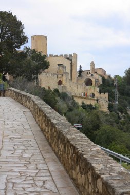 Castellet'ın Kalesi