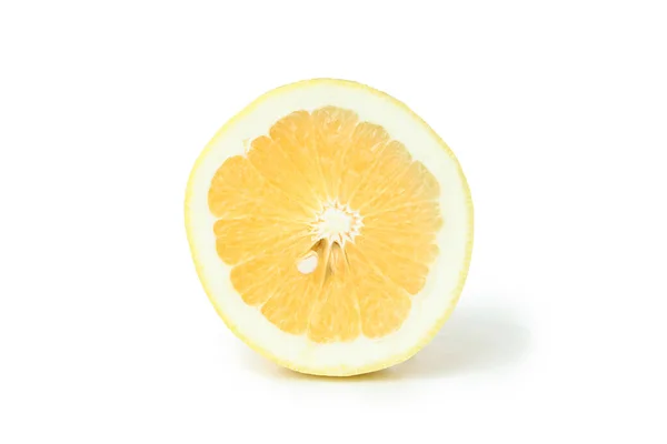 Limonun Yarısı Beyaz Arkaplanda Izole — Stok fotoğraf
