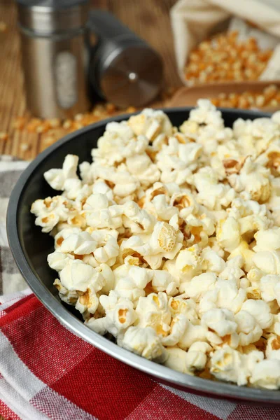 Pojęcie Popcornu Domowej Roboty — Zdjęcie stockowe