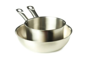 Metal mutfak aletleri beyaz arkaplanda izole edildi.