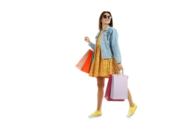 Fille Avec Des Sacs Papier Multicolore Isolé Sur Fond Blanc — Photo