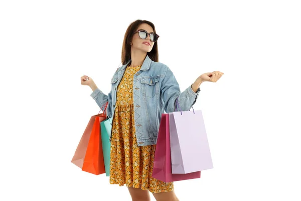 Menina Com Sacos Papel Multicoloridos Isolados Fundo Branco — Fotografia de Stock