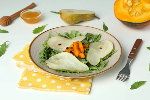 Concept Aliments Savoureux Avec Salade Citrouille Sur Fond Blanc — Photo