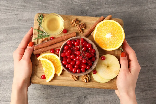 Ingrédients Pour Cuisson Vin Chaud Sur Fond Bois — Photo