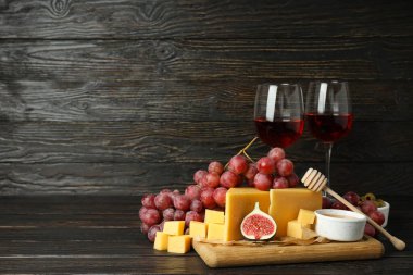 Koyu peynirle yemek pişirme kavramı