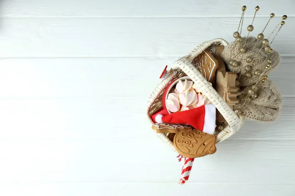 Concept Gift Christmas Basket White Wooden Background — Stock Photo, Image