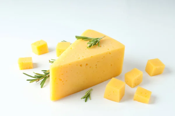 Έννοια Του Μαγειρέματος Τρώγοντας Σκληρό Τυρί Λευκό Φόντο — Φωτογραφία Αρχείου