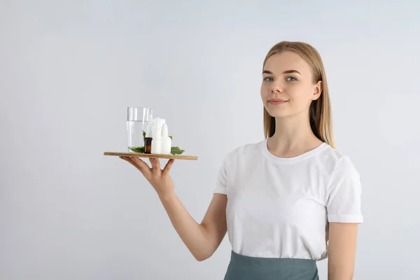 Young Woman Waiter Holds Tray Medicines — Stock Photo, Image