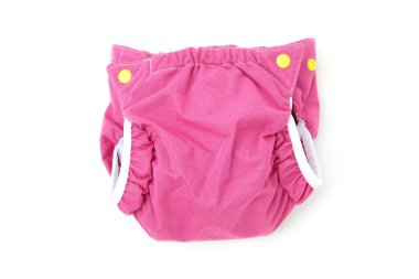 Yeniden kullanılabilir bebek bezleri beyaz arkaplanda izole edildi, kapat