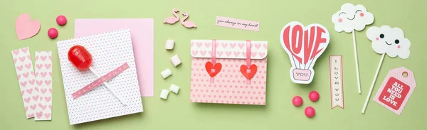 Valentine Day Accessories Green Background Top View — Stock Photo, Image