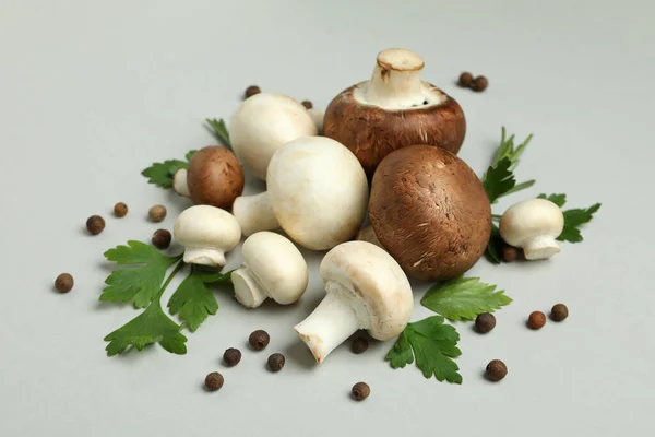 Concepto Comida Sabrosa Con Champiñón Luz — Foto de Stock