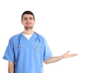 Çekici doktor stajyer beyaz arka planda izole