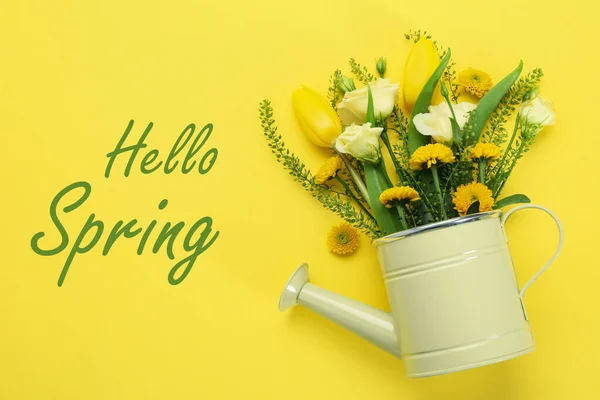 Concept Hello Spring Sur Fond Jaune — Photo