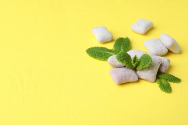 Çiğneme veya balonlu sakız kavramı, metin için boşluk