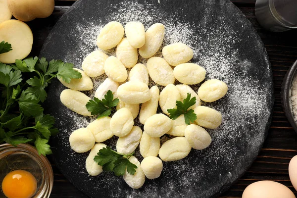 Konzept Des Kochens Mit Rohen Kartoffelgnocchi Draufsicht — Stockfoto